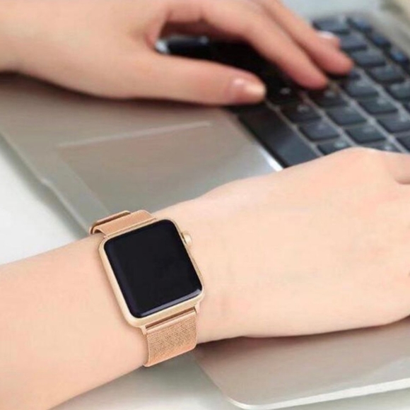 Other - Apple Watch 42-44MM Milanese Loop Wristband